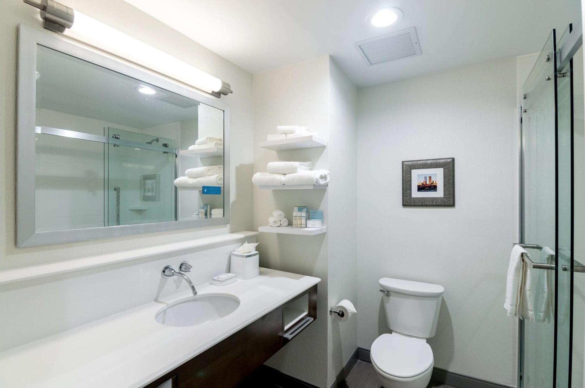 Hampton Northeast Ok Hotel 3*